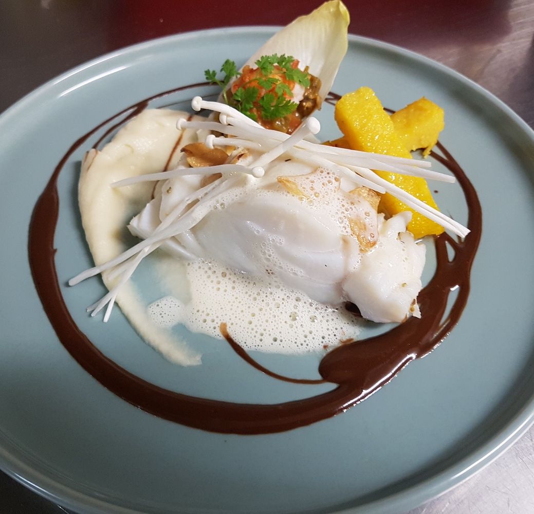 plat original avec endives gourmandes et cabillaud